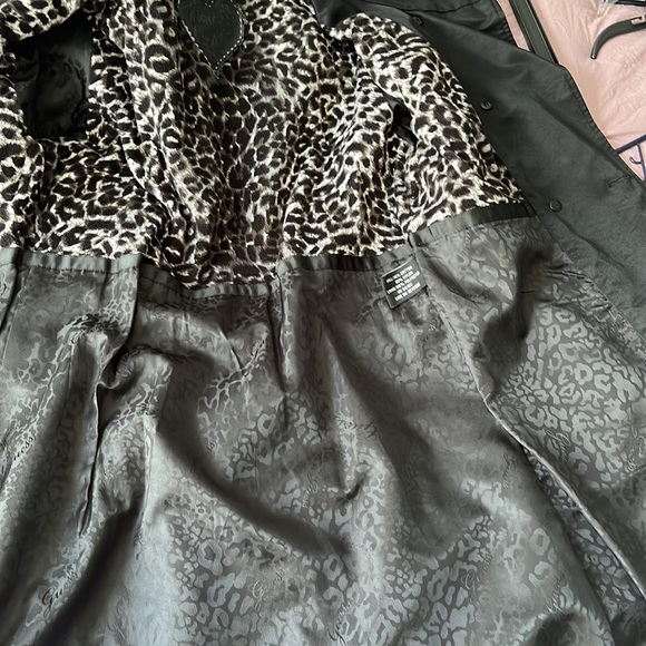 Guess  belted trench coat - Picture 7 of 9